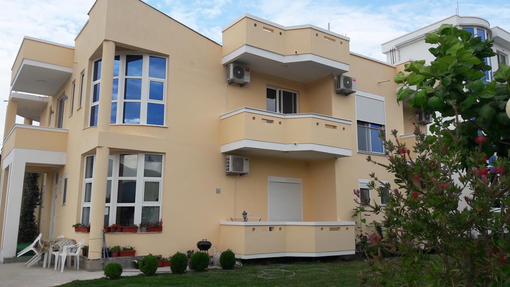 Apartments Sija Ulcinj Exteriör bild